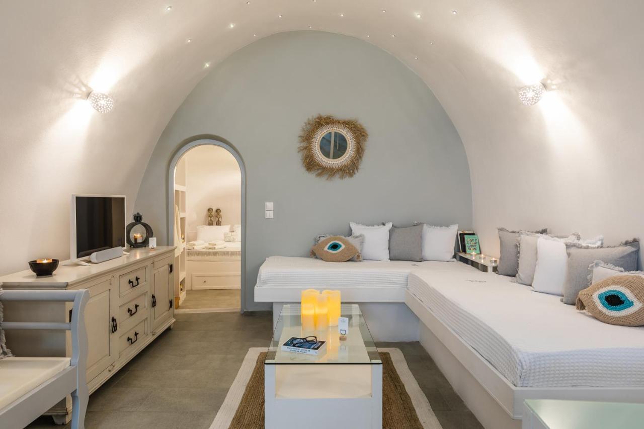 Volcave Suites Karterados  Extérieur photo
