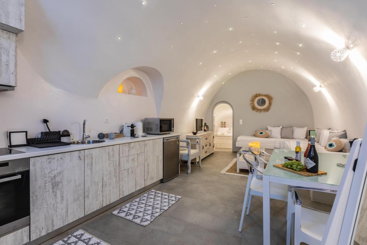 Volcave Suites Karterados  Extérieur photo