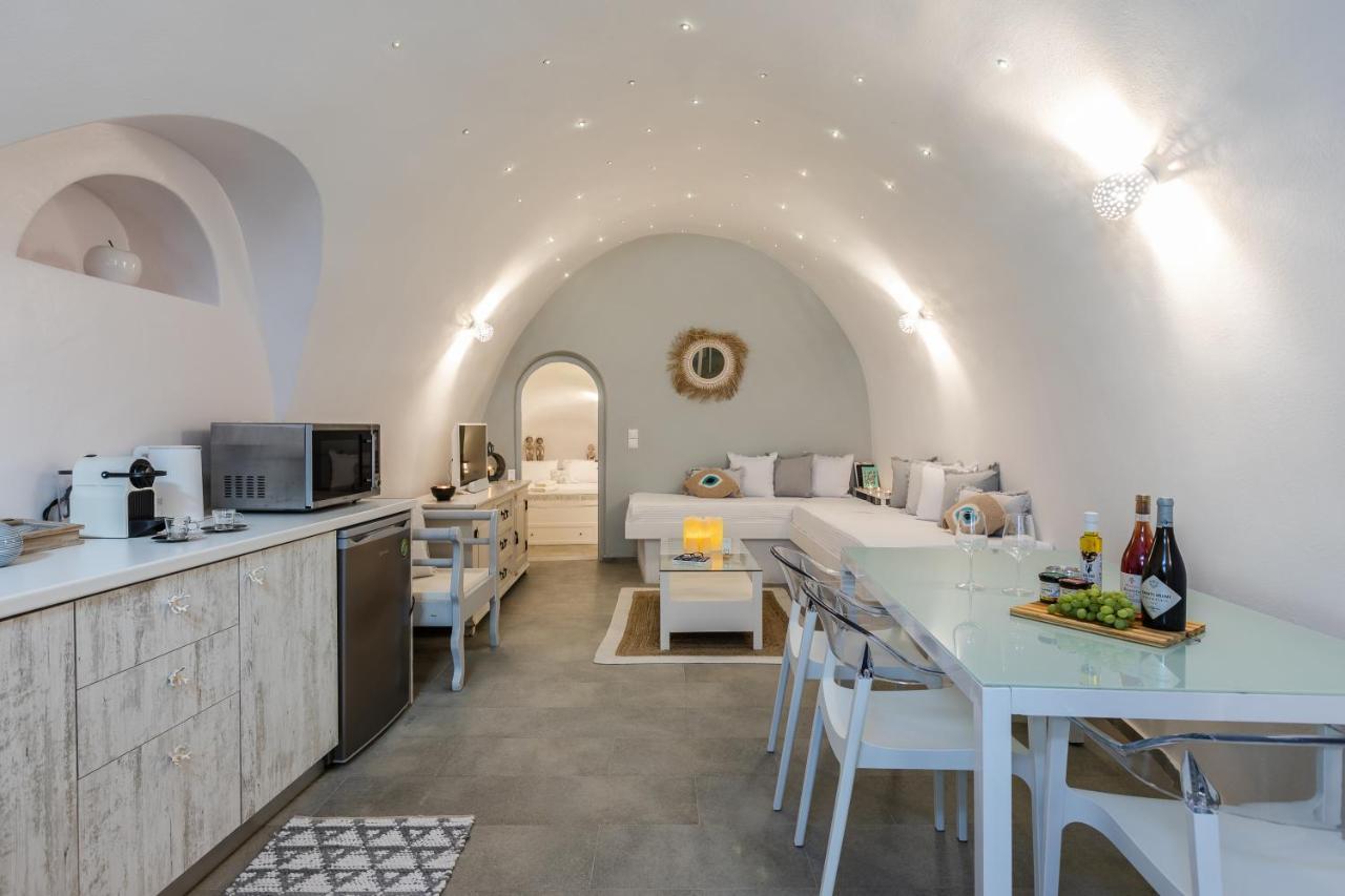 Volcave Suites Karterados  Extérieur photo